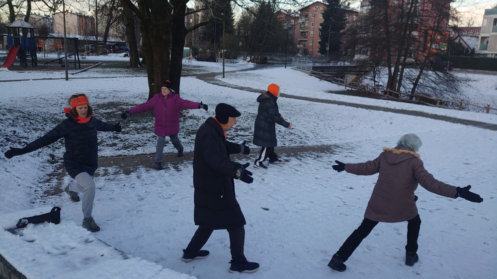 Začela se je telovadba v snegu