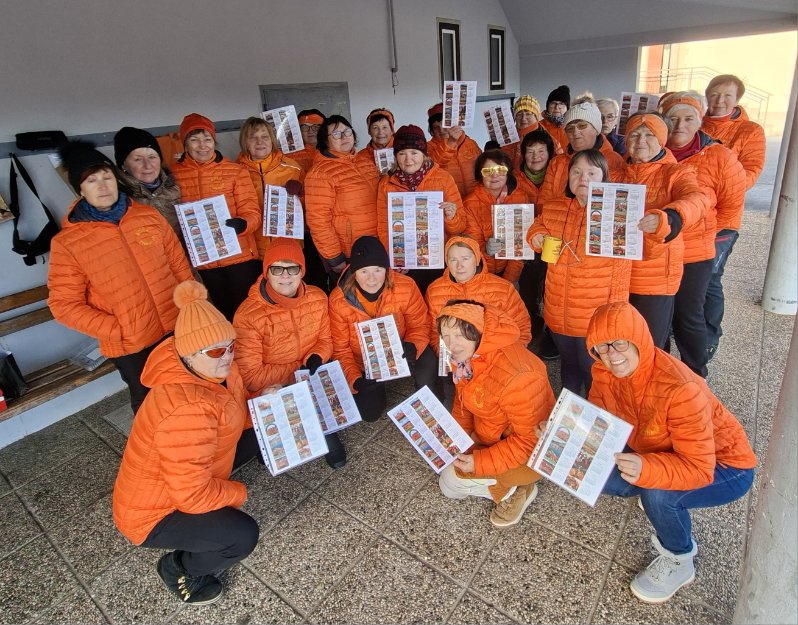 Koledar, ki povezuje – skupina Dolenja vas