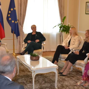 Društvo Šola zdravja med šestimi prejemniki Priznanja Republike Slovenije za prostovoljstvo
