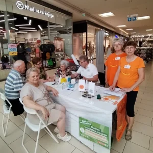 Skupina Šola zdravja Celje sodelovala na Sparovem dnevu za upokojence